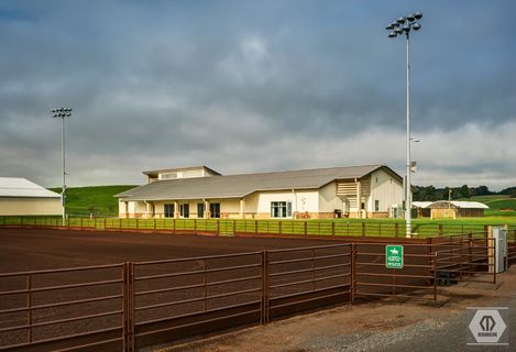 outdoor arena and building; photo credit Manheim
